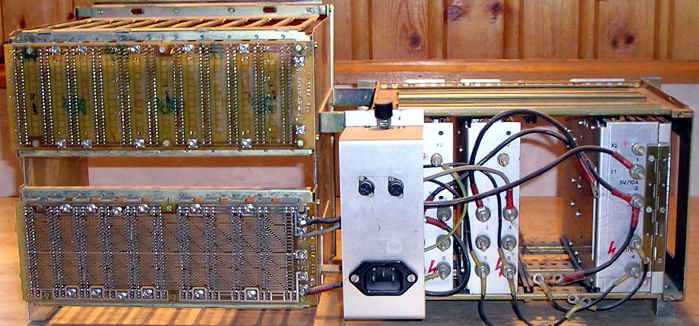 Experimentier-Rechner Rückseite